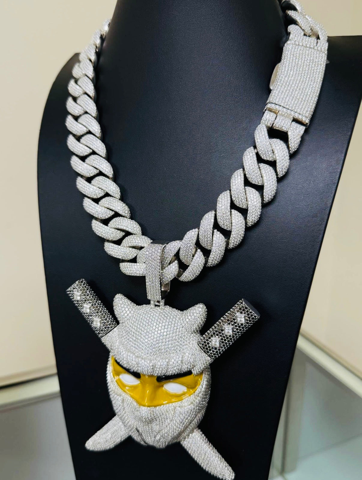 Ninja Big Pave Chain