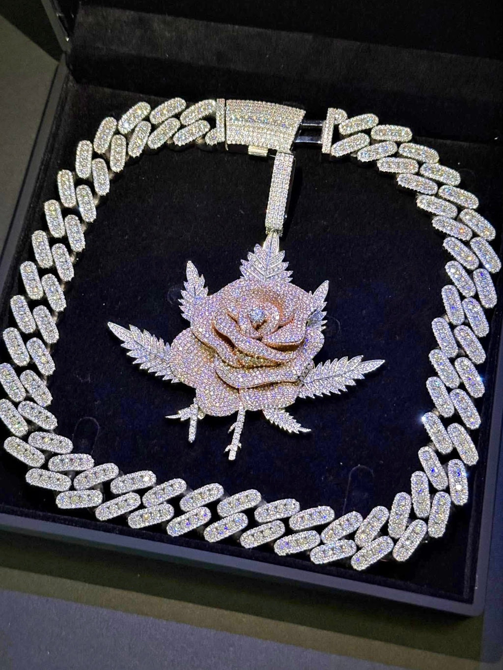 Rose Big Chain