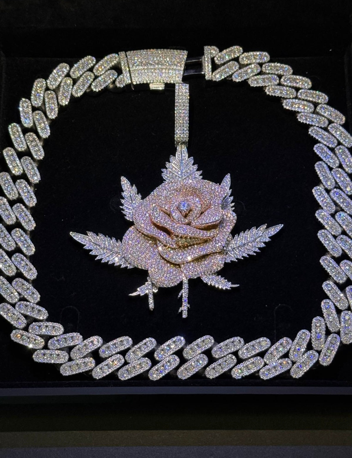 Rose Big Chain