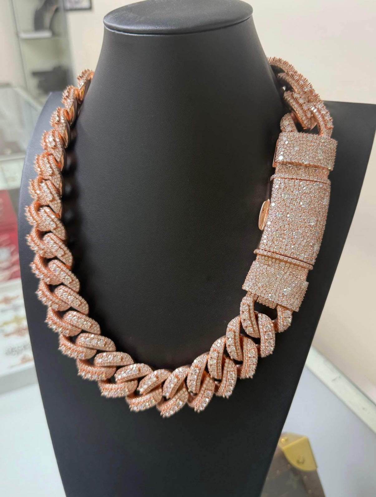 Pave Big Stones Chain