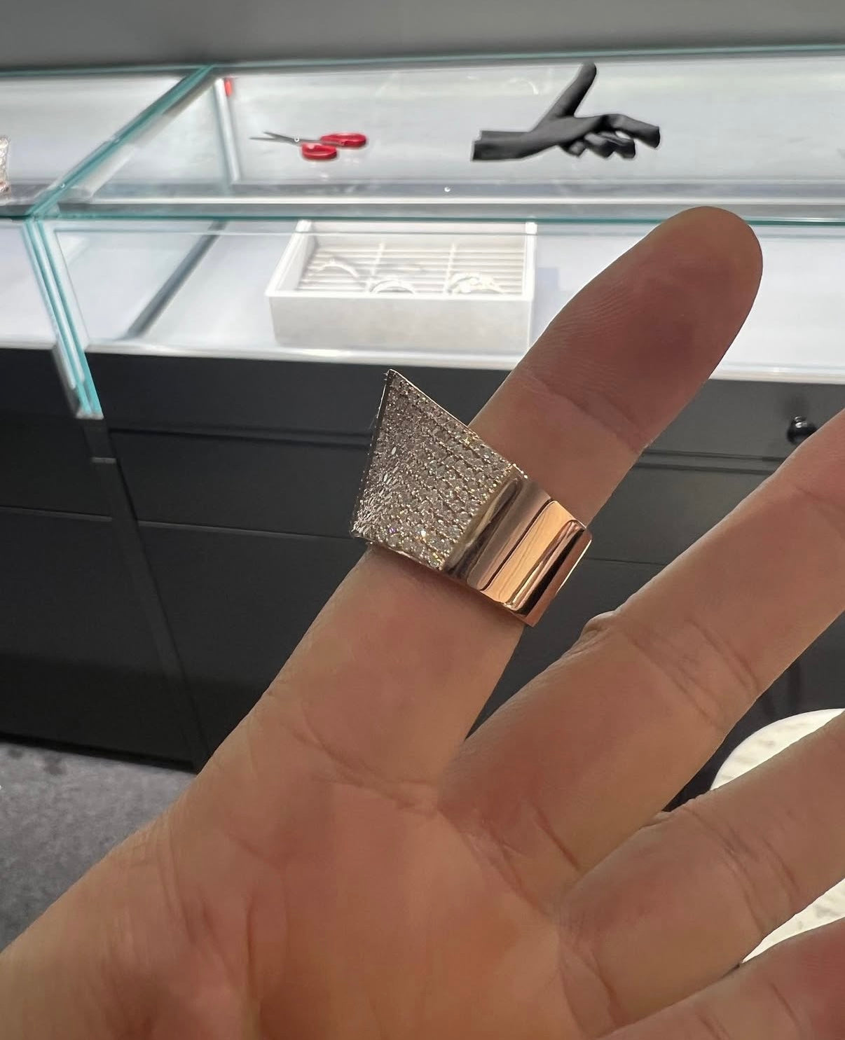 illuminati Ring