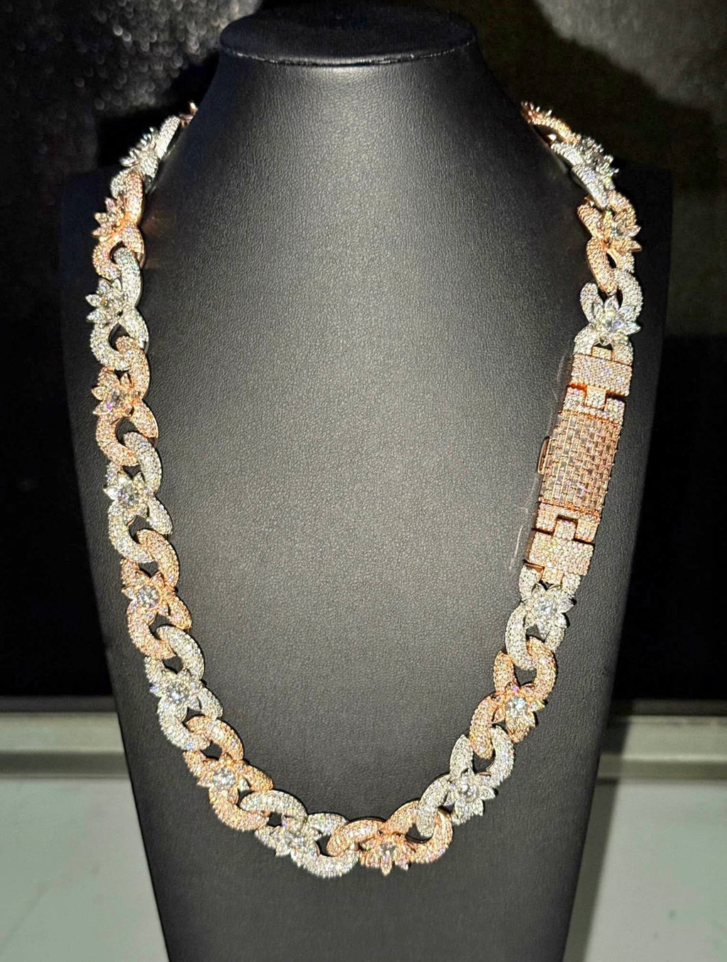 2 Tone Infinity Flowers Chain