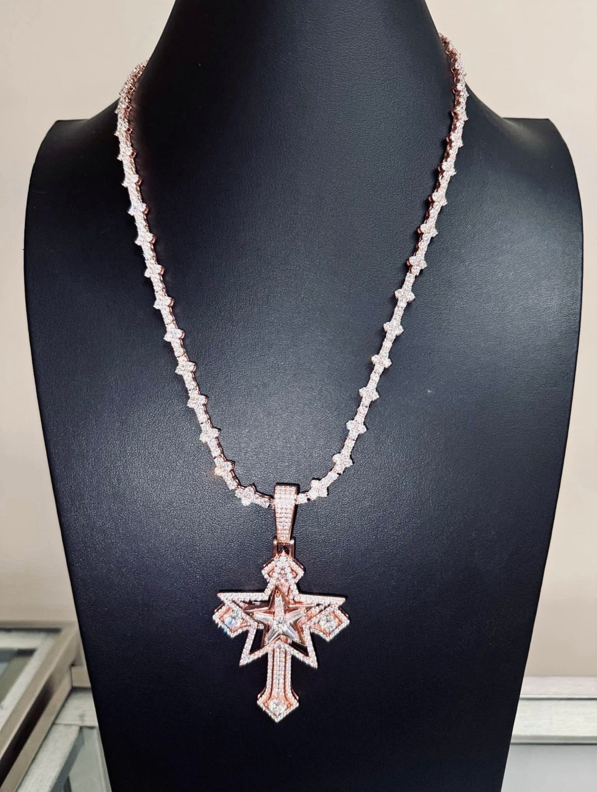 Cross Tennis Chain