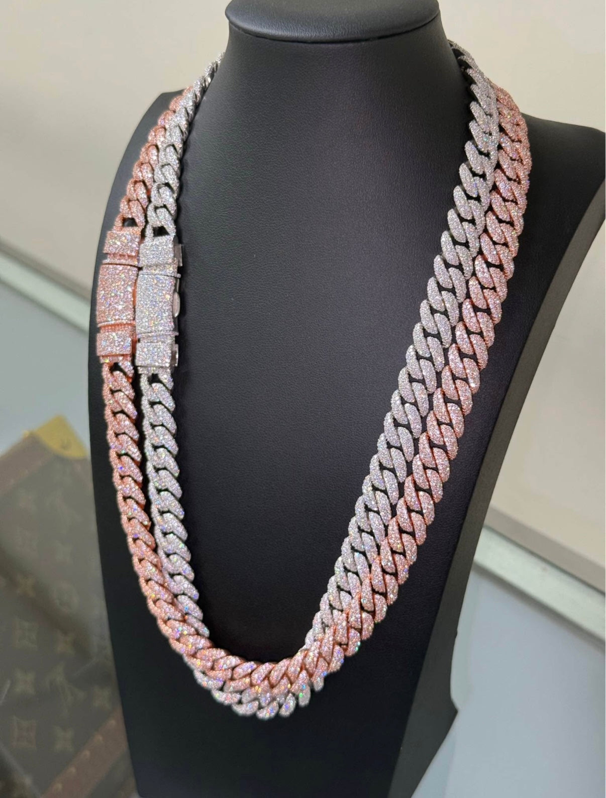 Pave Chain