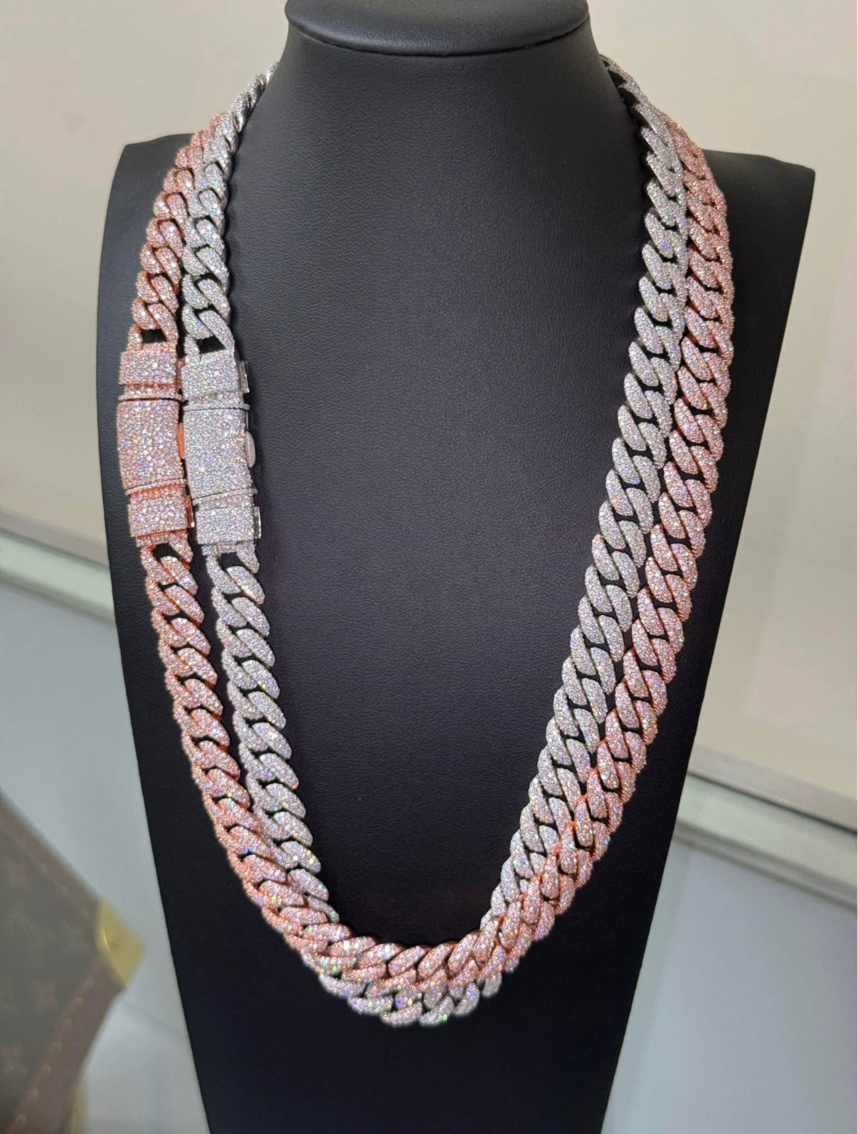 Pave Chain