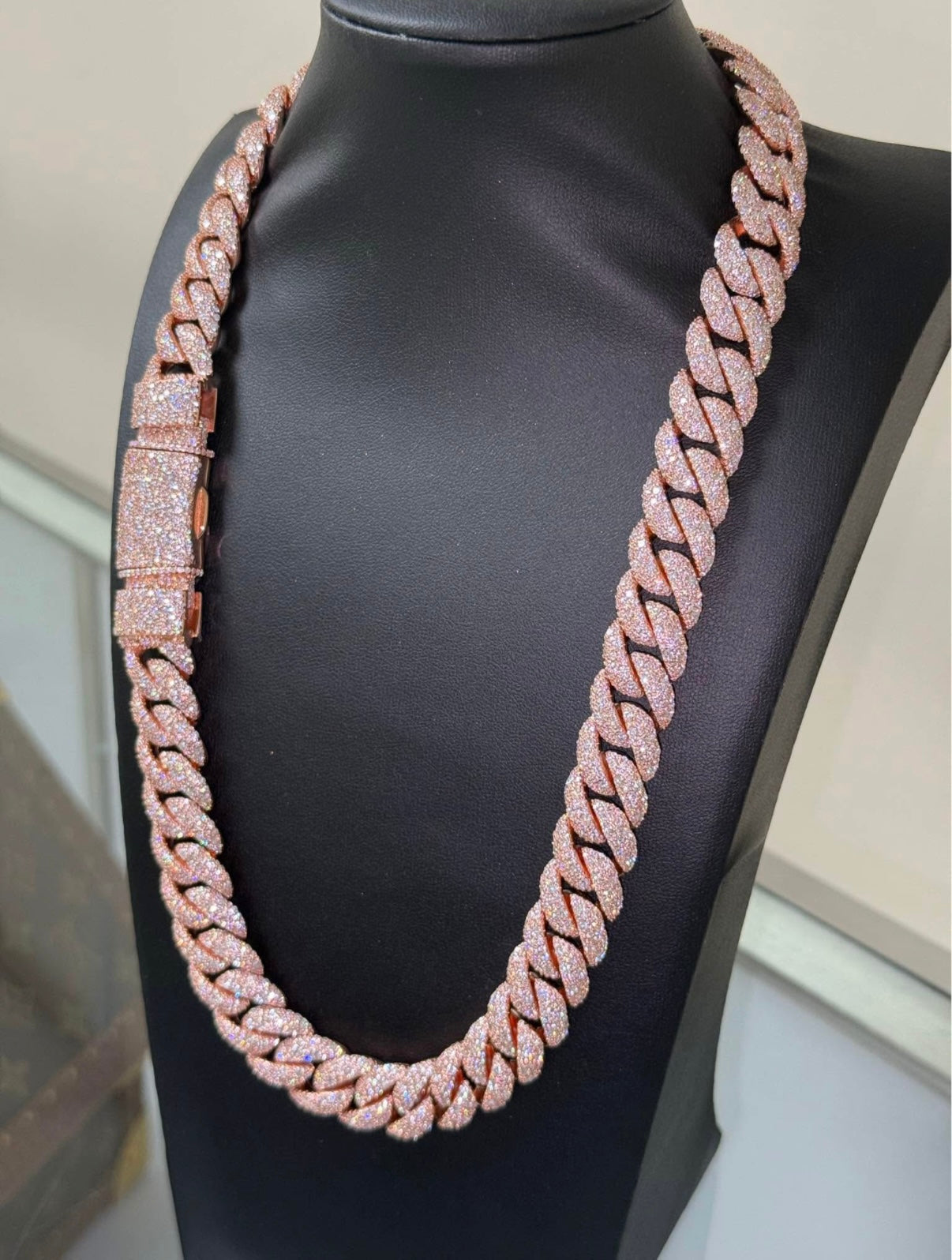 illuminati Big Chain