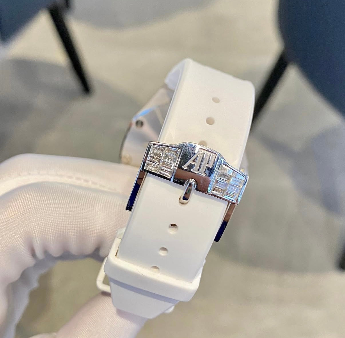 AP Baguette White Strap
