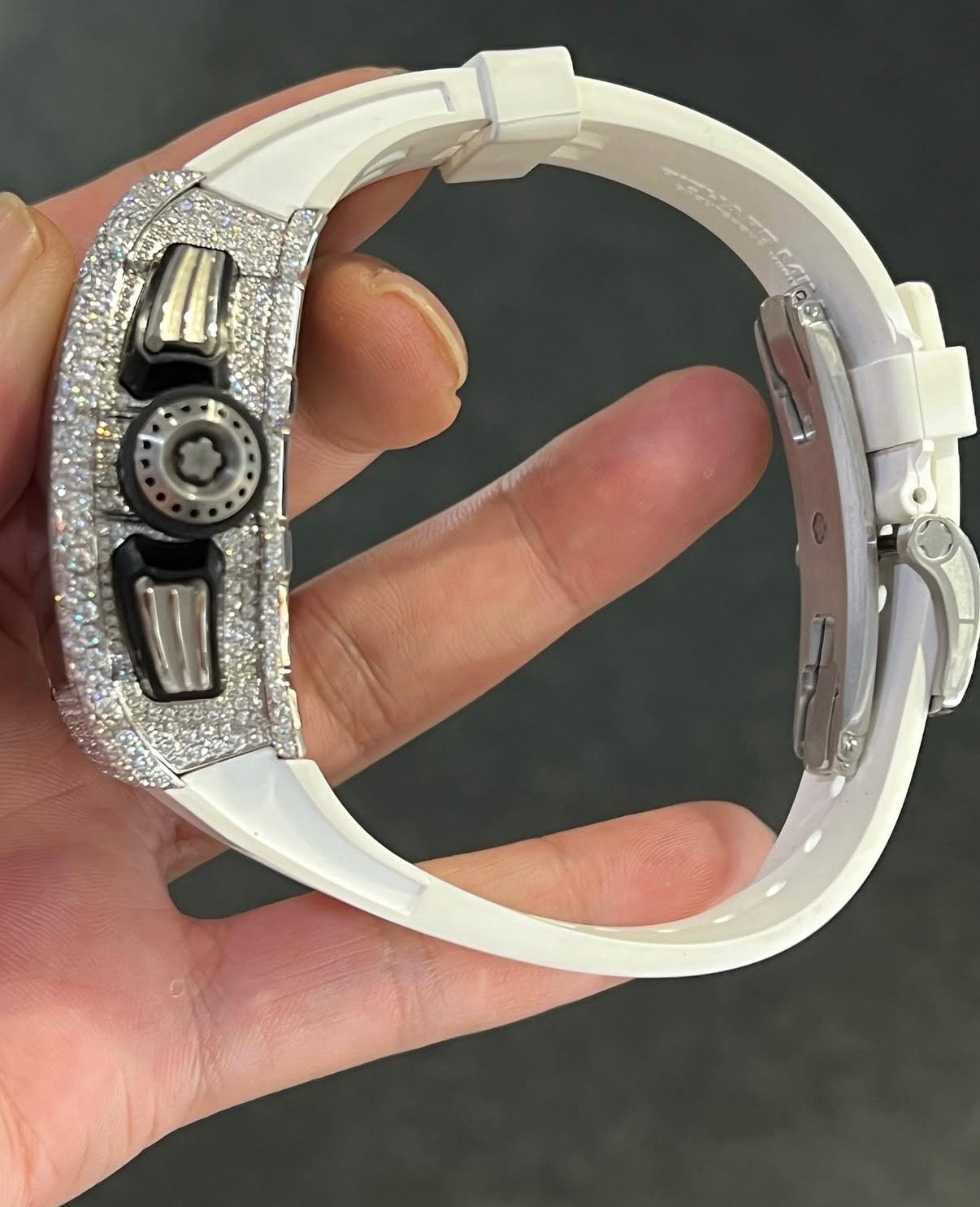 RM Black and White Strap