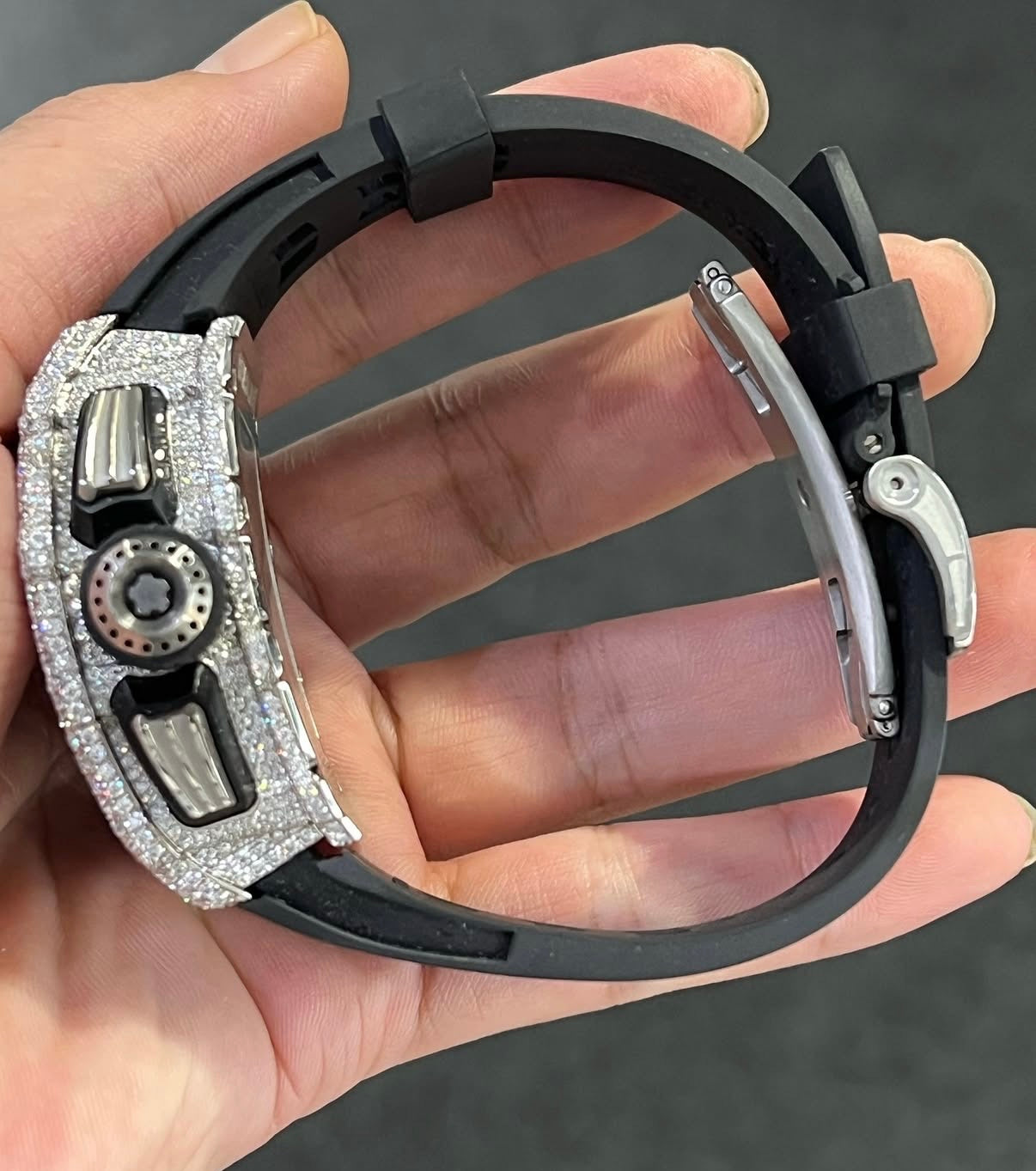 RM Black and White Strap