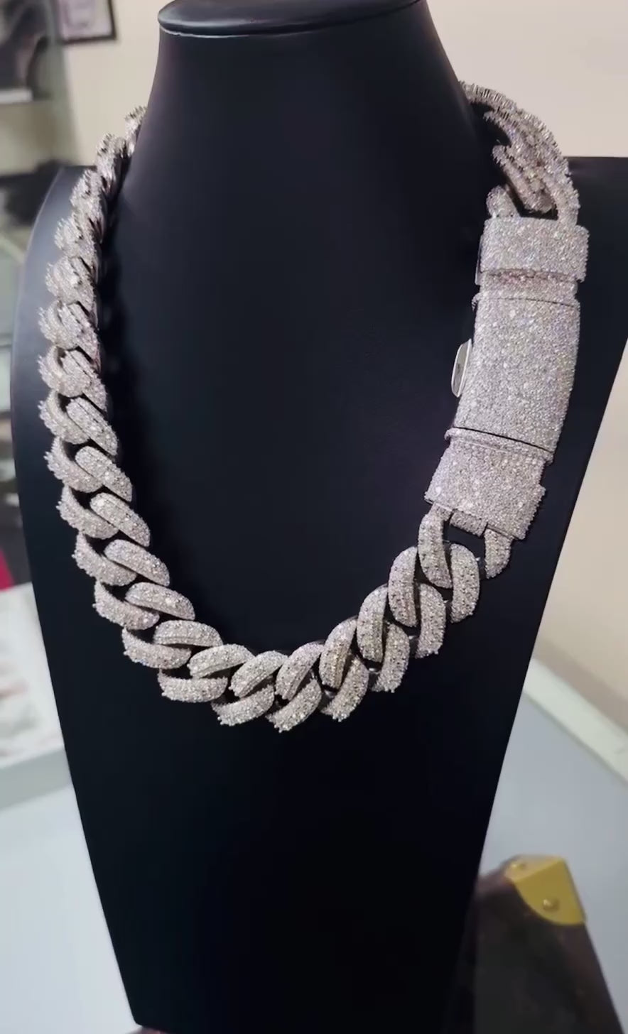 Pave Big Stones Chain