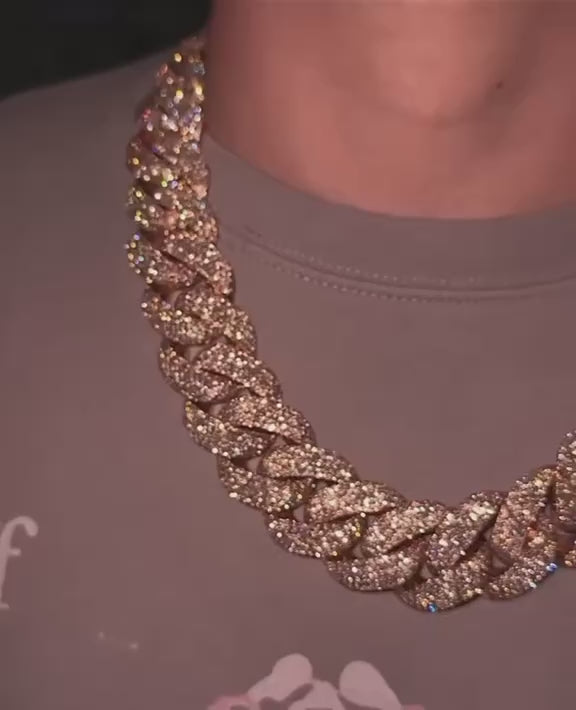 Pave Set Closure Hermes in Rose Gold